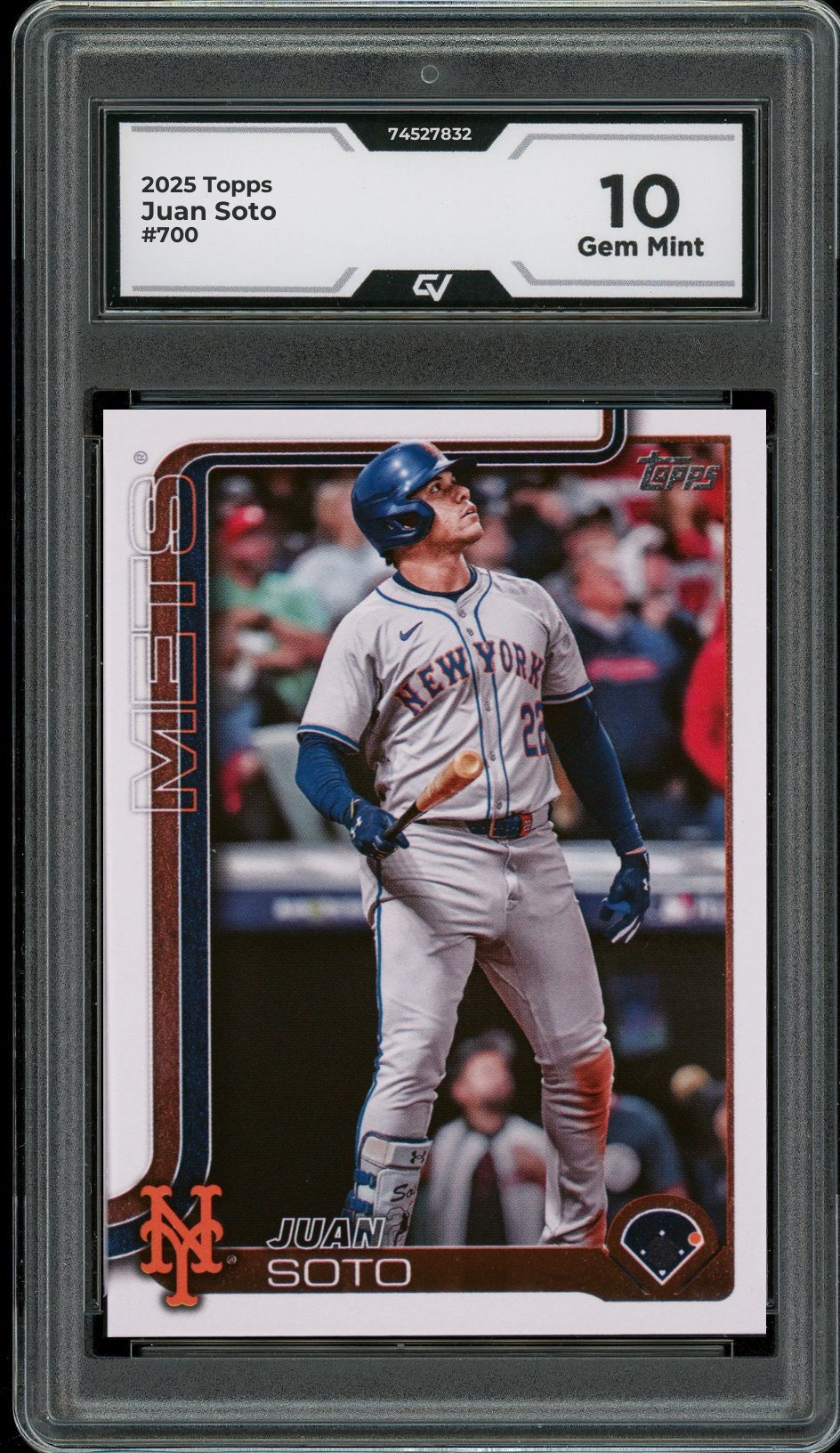 2025 Topps #700 Juan Soto Graded 10 Gem Mint - Front